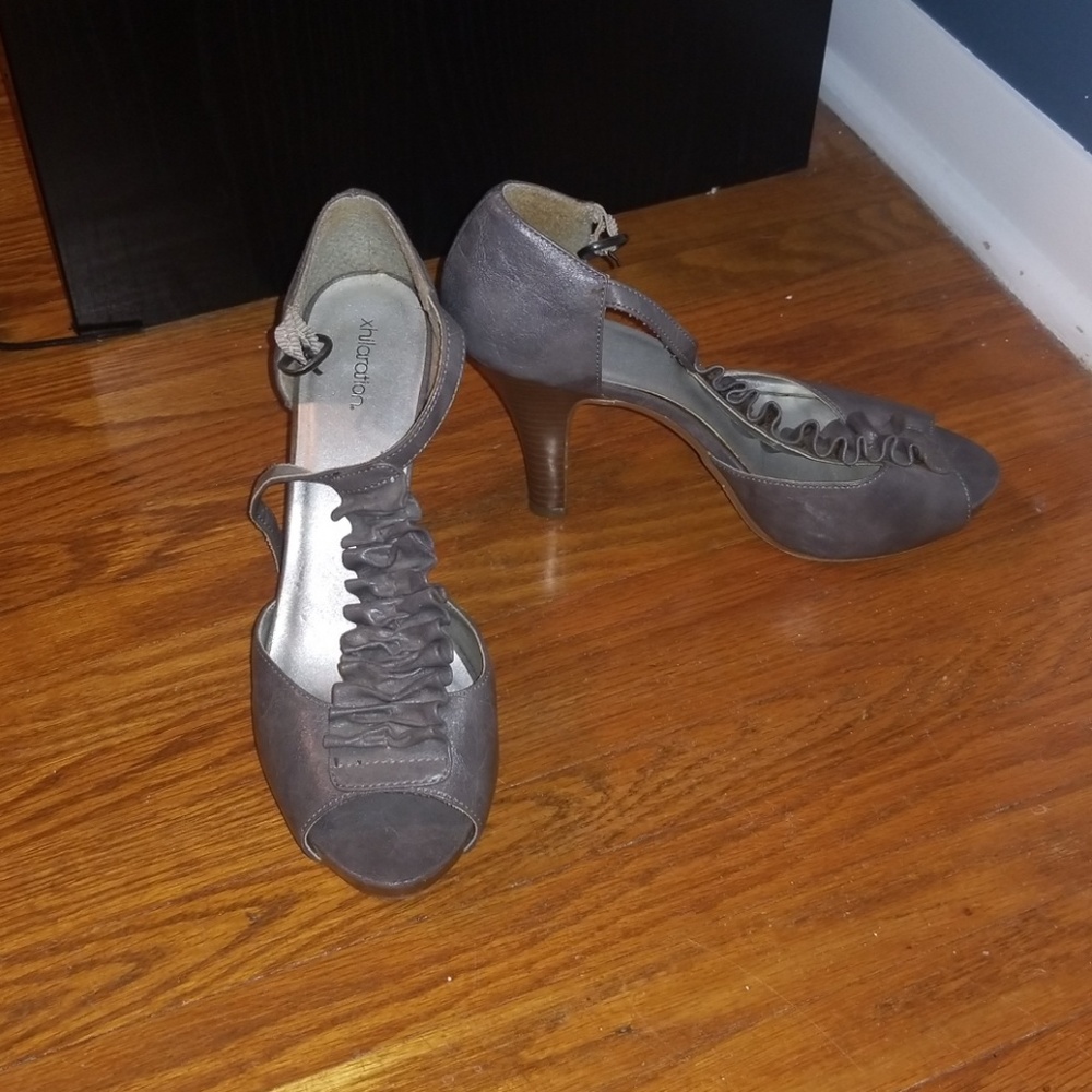 Grey Exhilaration Peep Toe Shoes